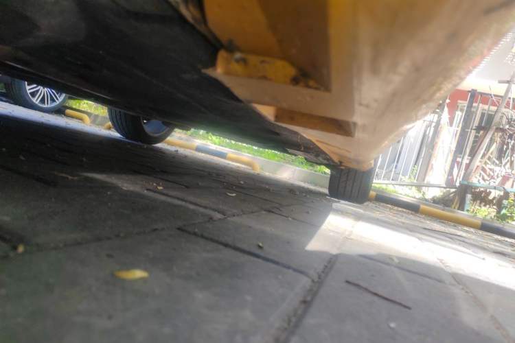 Used Ford Focus 2013 2.0T ST Orange Edition Chassis Front Left