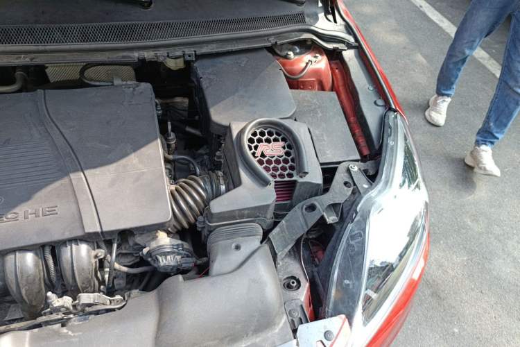 Used Ford Focus 2013 Hatchback Classic 1.8L Automatic Fashion Edition Engine Bay Left