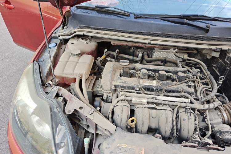 Used Ford Focus 2013 Hatchback Classic 1.8L Automatic Base Model Engine Bay Right
