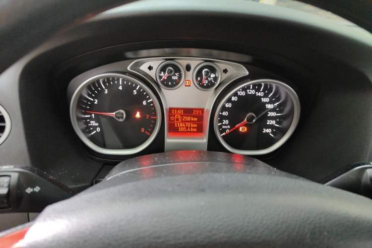 Used Ford Focus 2013 Hatchback Classic 1.8L Manual Fashion Edition Instrument Cluster