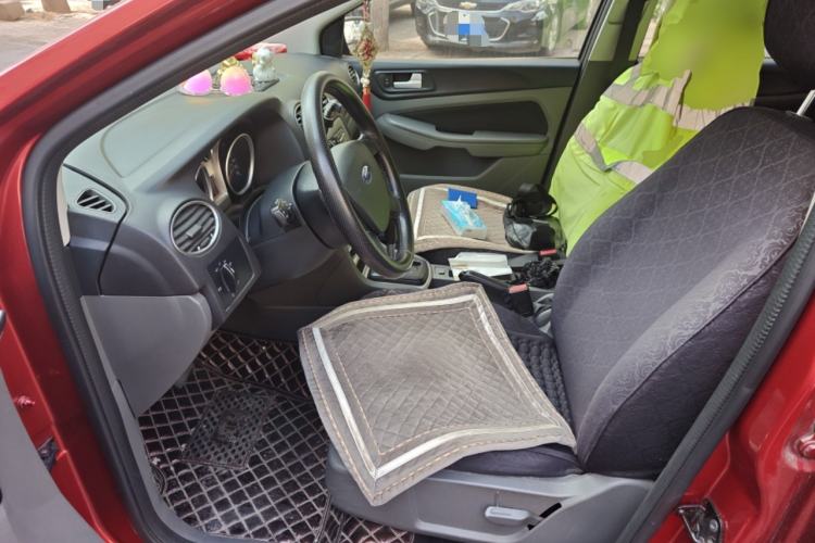Used Ford Focus 2013 Hatchback Classic 1.8L Automatic Base Model Left Front Seat