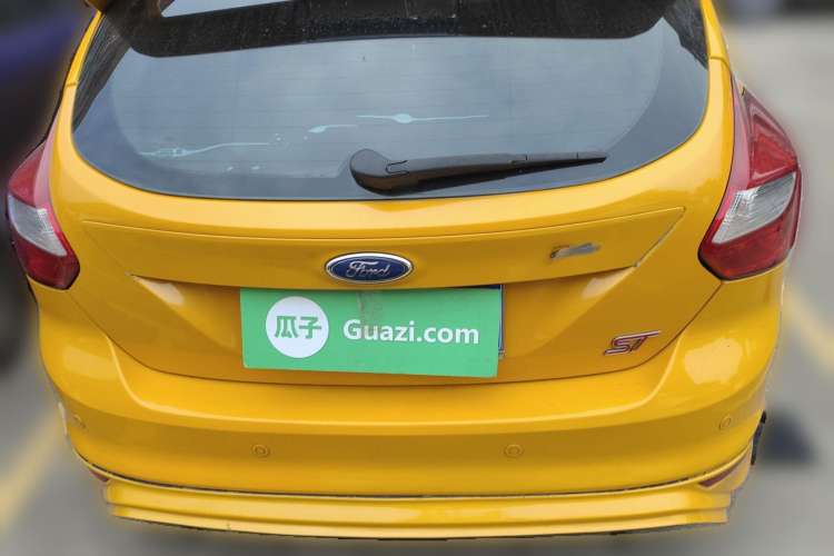 Used Ford Focus 2013 2.0T ST Orange Edition Rear