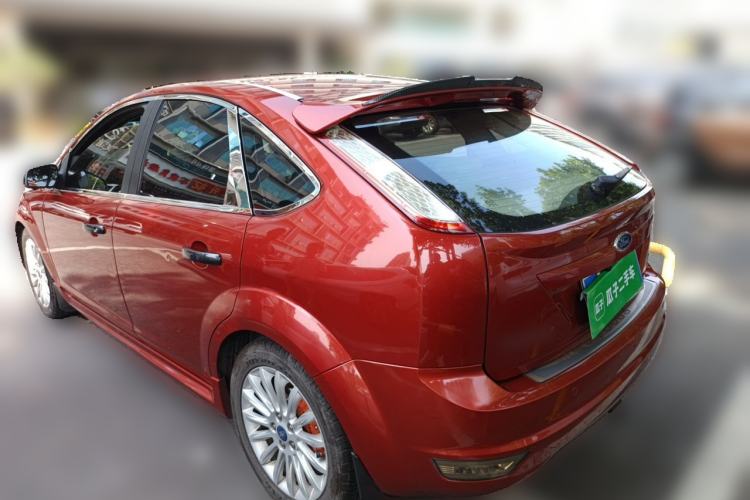 Used Ford Focus 2013 Hatchback Classic 1.8L Automatic Fashion Edition Rear Left 45 Deg