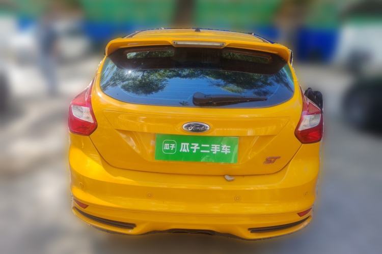 Used Ford Focus 2013 2.0T ST Orange Edition Rear