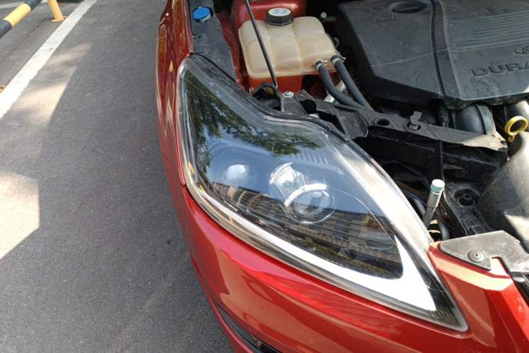 Used Ford Focus 2013 Hatchback Classic 1.8L Automatic Fashion Edition Right Front Headlight