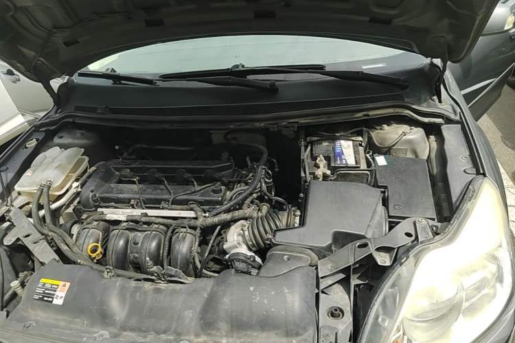 Used Ford Focus 2013 Sedan Classic 1.8L Automatic Fashion Edition Engine Bay