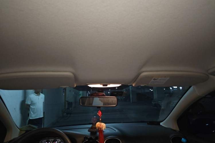 Used Ford Focus 2013 Sedan Classic 1.8L Manual Base Model Headliner