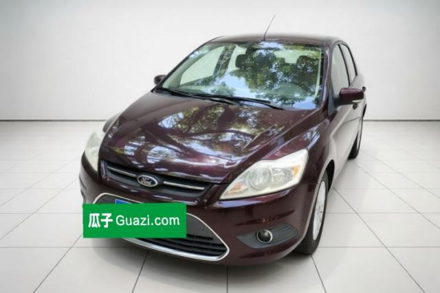 Używany Ford Focus 2013 Sedan Classic 1.8L Automatic Fashion Edition