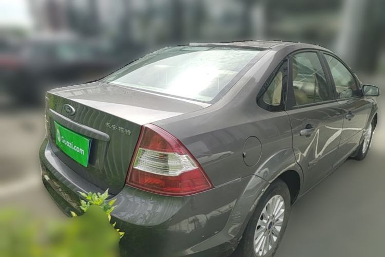 Used Ford Focus 2013 Sedan Classic 1.8L Automatic Fashion Edition Rear Right 45 Deg