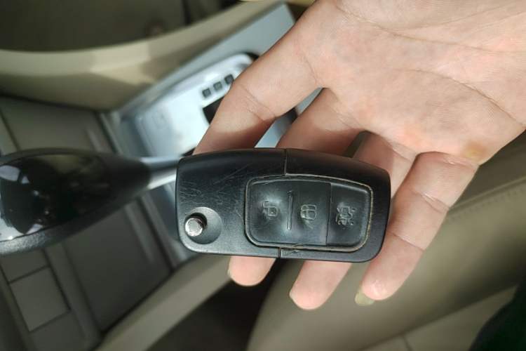 Used Ford Focus 2013 Sedan Classic 1.8L Automatic Fashion Edition Vehicle Key