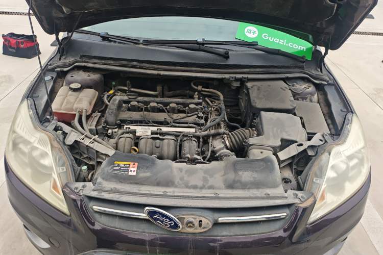 Used Ford Focus 2013 Sedan Classic 1.8L Manual Base Model Engine Bay