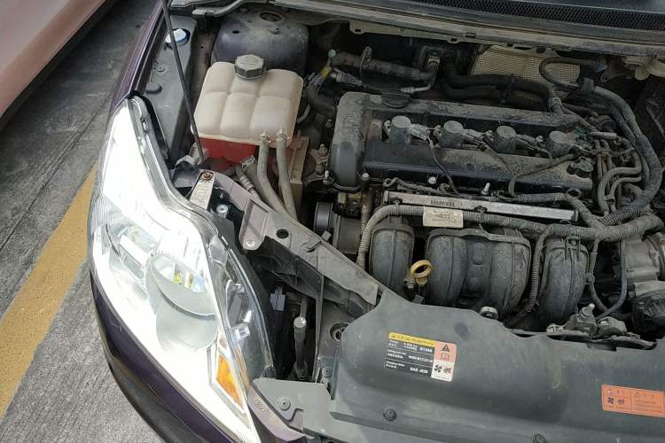 Used Ford Focus 2013 Hatchback Classic 1.8L Automatic Base Model Engine Bay Right