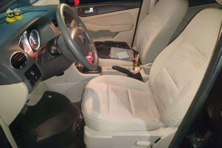 Used Ford Focus 2013 Sedan Classic 1.8L Automatic Base Model Left Front Seat