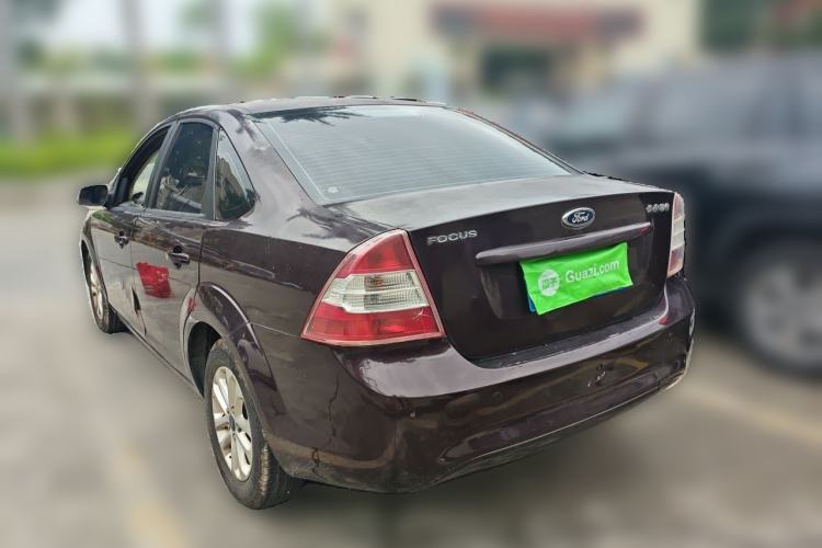 Used Ford Focus 2013 Sedan Classic 1.8L Manual Base Model Rear Left 45 Deg