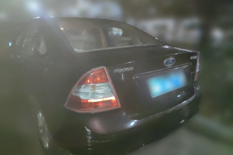 Used Ford Focus 2013 Sedan Classic 1.8L Automatic Base Model Rear Left 45 Deg