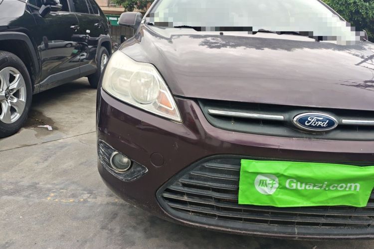 Used Ford Focus 2013 Sedan Classic 1.8L Manual Base Model Right Front Headlight
