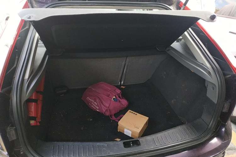 Used Ford Focus 2013 Hatchback Classic 1.8L Automatic Base Model Trunk