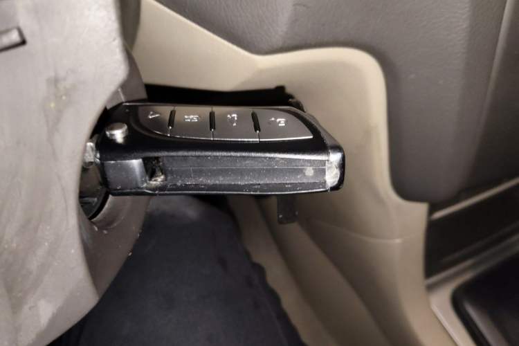 Used Ford Focus 2013 Sedan Classic 1.8L Automatic Base Model Vehicle Key
