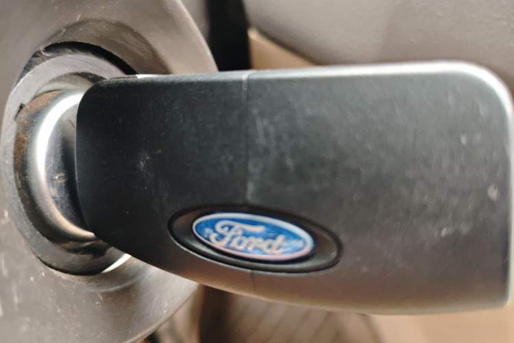 Used Ford Focus 2013 Sedan Classic 1.8L Manual Base Model Vehicle Key