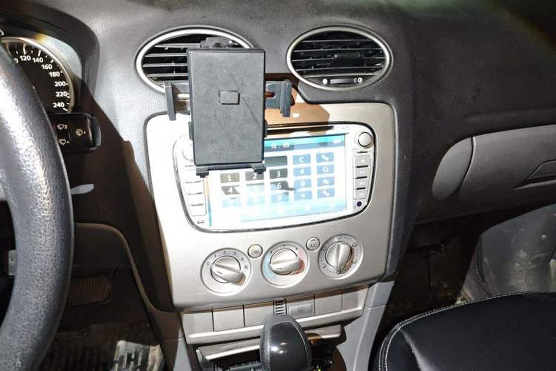 Used Ford Focus 2013 Hatchback Classic 1.8L Automatic Base Model Audio And AC Panel
