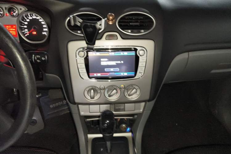 Used Ford Focus 2013 Hatchback Classic 1.8L Automatic Base Model Audio And AC Panel