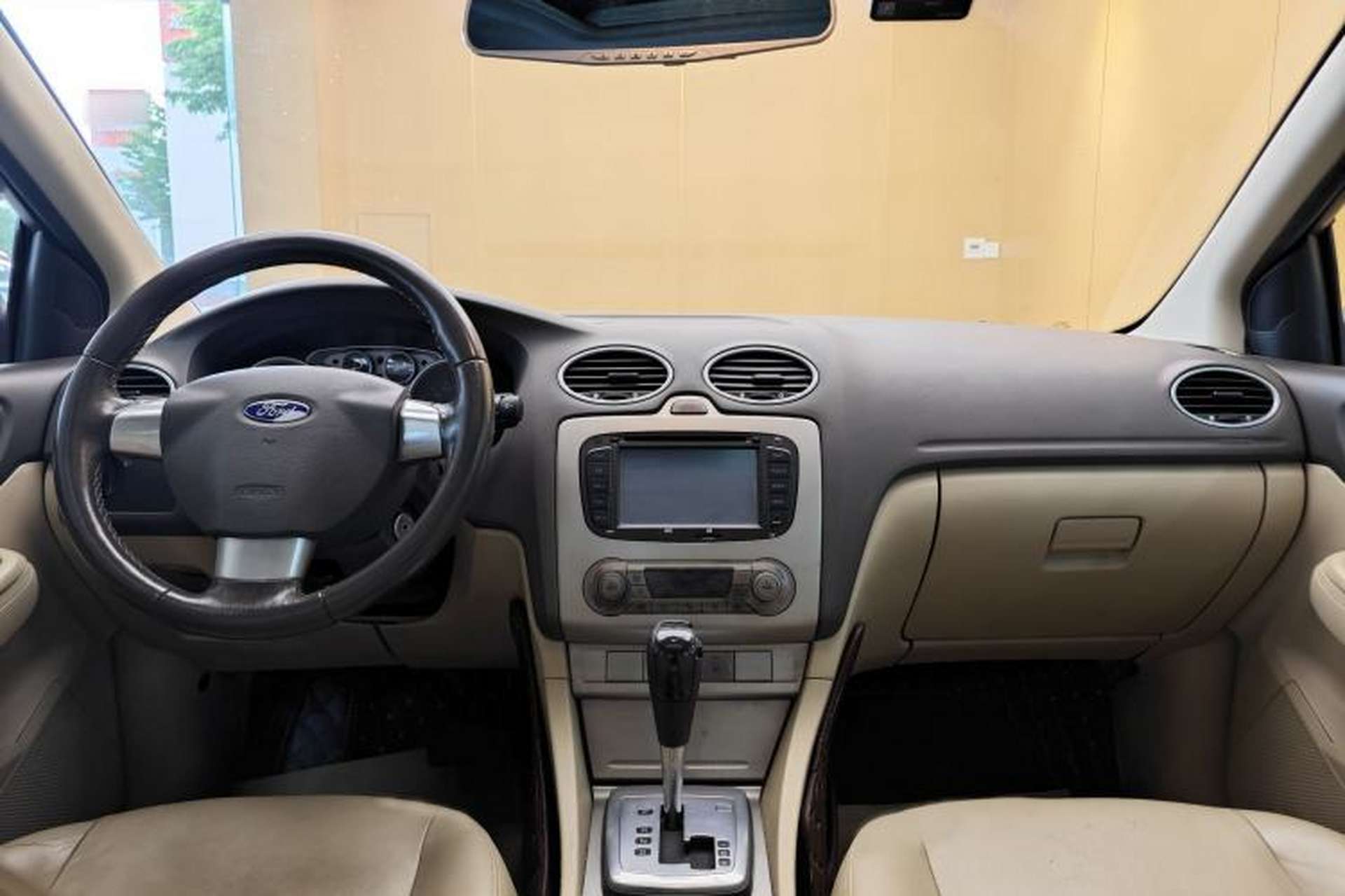 Used Ford Focus 2013 Sedan Classic 1.8L Automatic Fashion Edition Audio And AC Panel