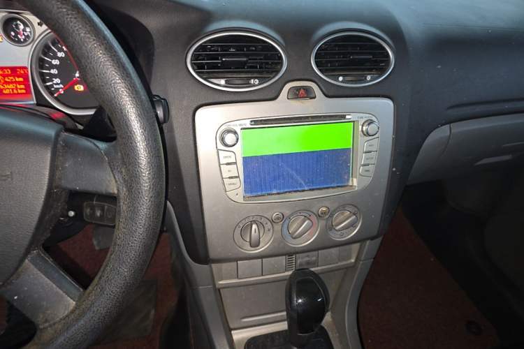 Used Ford Focus 2013 Hatchback Classic 1.8L Automatic Base Model Audio And AC Panel