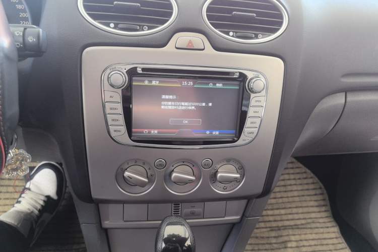 Used Ford Focus 2013 Hatchback Classic 1.8L Automatic Base Model Audio And AC Panel