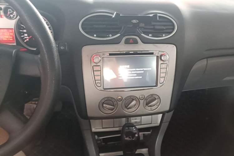 Used Ford Focus 2013 Hatchback Classic 1.8L Automatic Base Model Audio And AC Panel