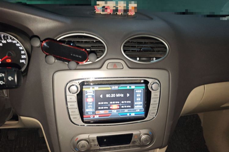 Used Ford Focus 2013 Hatchback Classic 1.8L Manual Fashion Edition Audio And AC Panel