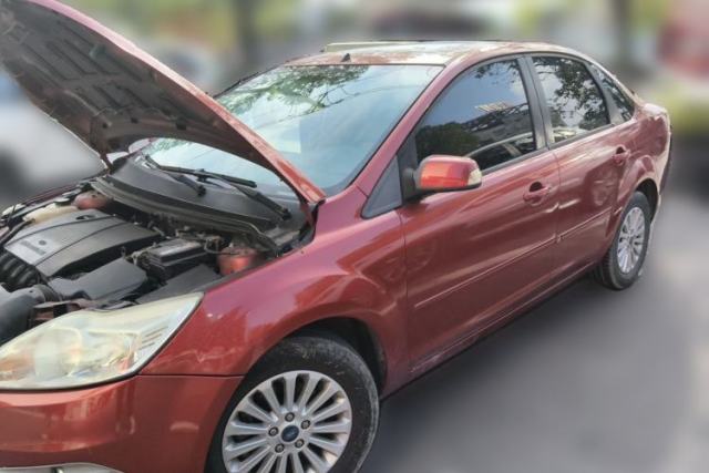 Used Ford Focus 2013 Sedan Classic 1.8L Automatic Fashion Edition