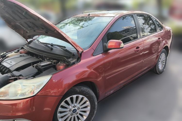 Used Ford Focus 2013 Sedan Classic 1.8L Automatic Fashion Edition Guazi used car, China used car export, Used car for sale, Used cars, Cheapest cars for sale