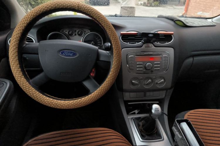 Used Ford Focus 2013 Hatchback Classic 1.8L Manual Millionth Anniversary Edition Center Console