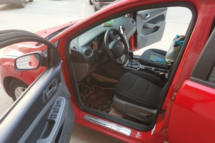 Used Ford Focus 2013 Hatchback Classic 1.8L Automatic Base Model Driver Seat