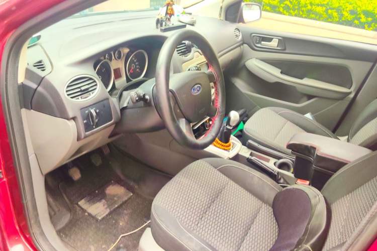 Used Ford Focus 2013 Hatchback Classic 1.8L Manual Base Model Driver Seat