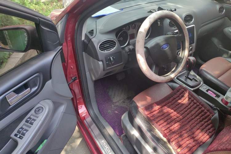 Used Ford Focus 2013 Hatchback Classic 1.8L Automatic Base Model Driver Seat