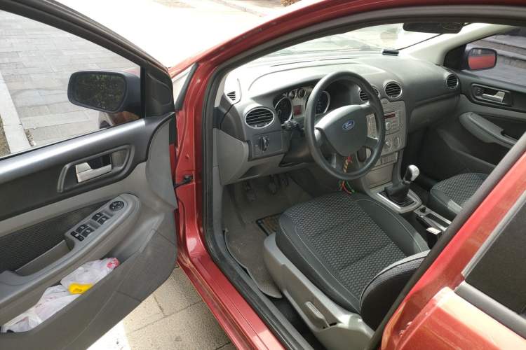 Used Ford Focus 2013 Hatchback Classic 1.8L Manual Base Model Driver Seat