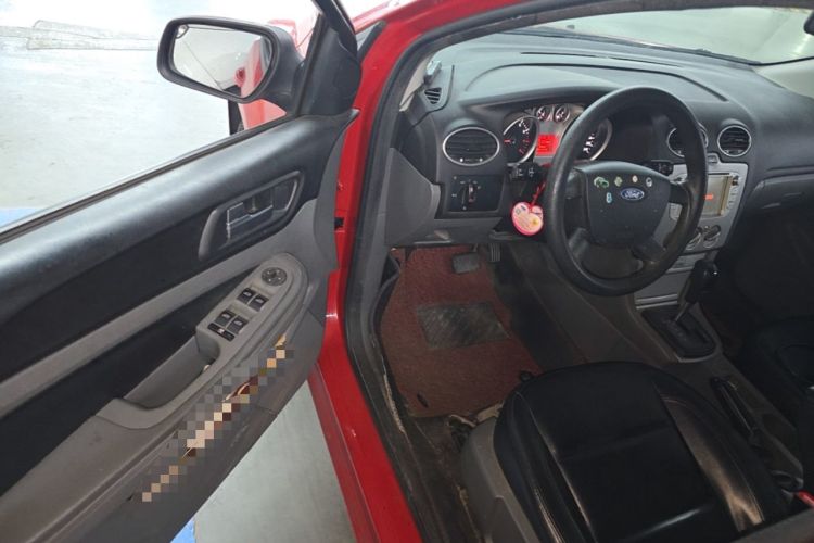 Used Ford Focus 2013 Hatchback Classic 1.8L Automatic Base Model Driver Seat