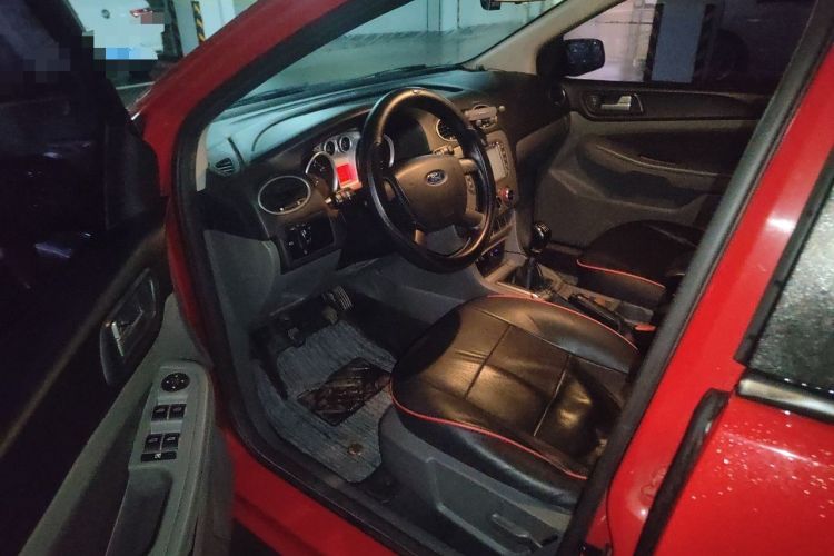Used Ford Focus 2013 Hatchback Classic 1.8L Manual Base Model Driver Seat