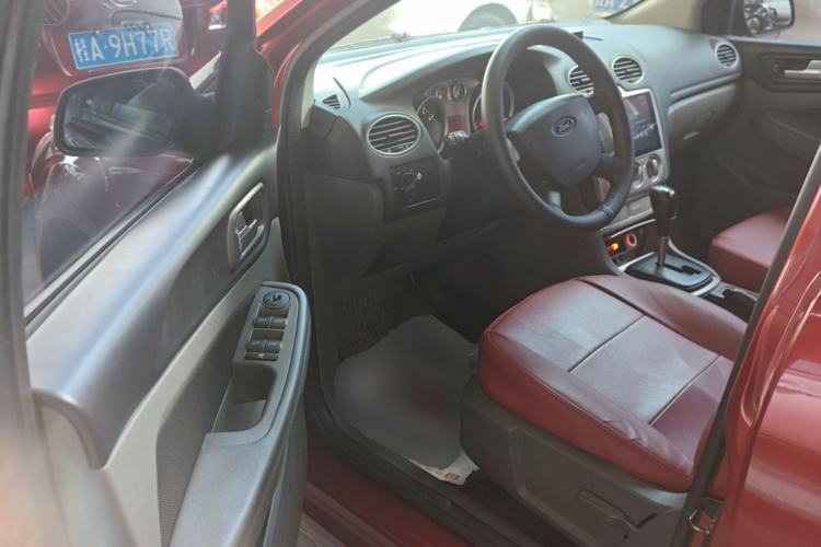 Used Ford Focus 2013 Hatchback Classic 1.8L Automatic Base Model Driver Seat