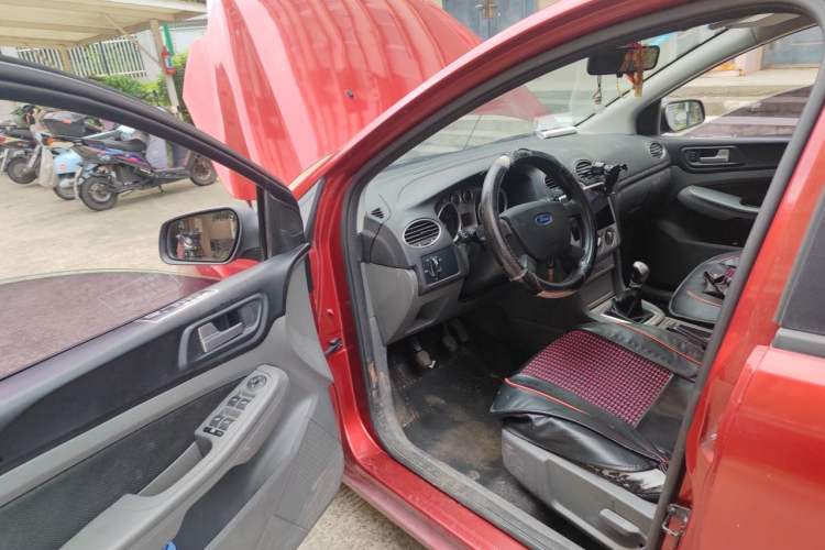 Used Ford Focus 2013 Hatchback Classic 1.8L Manual Base Model Driver Seat