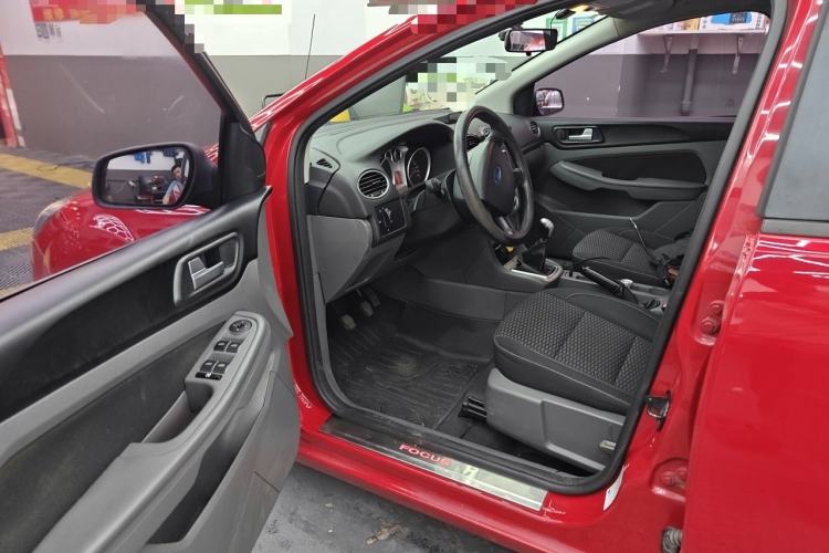 Used Ford Focus 2013 Hatchback Classic 1.8L Manual Base Model Driver Seat