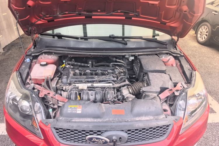 Used Ford Focus 2013 Hatchback Classic 1.8L Manual Base Model Engine Bay