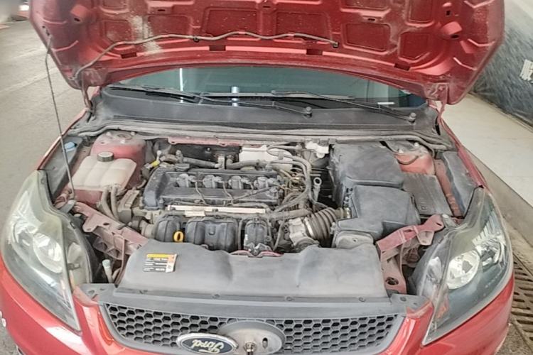 Used Ford Focus 2013 Hatchback Classic 1.8L Automatic Base Model Engine Bay