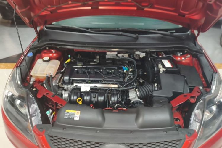 Used Ford Focus 2013 Hatchback Classic 1.8L Automatic Base Model Engine Bay