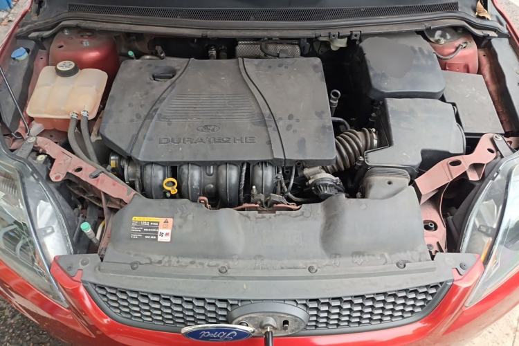 Used Ford Focus 2013 Hatchback Classic 1.8L Automatic Base Model Engine Bay