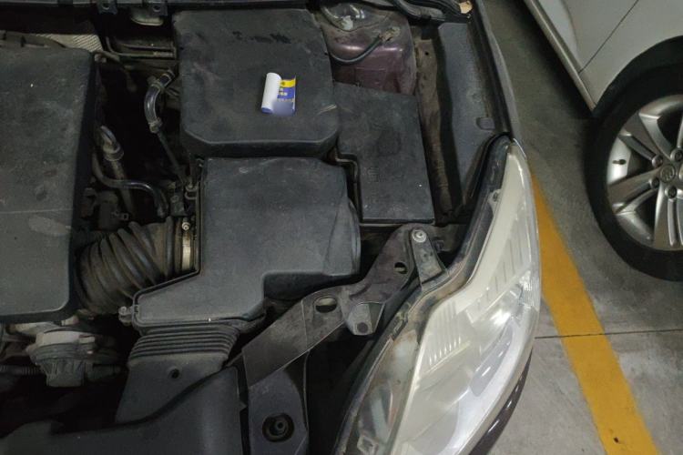 Used Ford Focus 2013 Sedan Classic 1.8L Automatic Fashion Edition Engine Bay Left