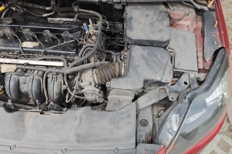 Used Ford Focus 2013 Hatchback Classic 1.8L Manual Base Model Engine Bay Left