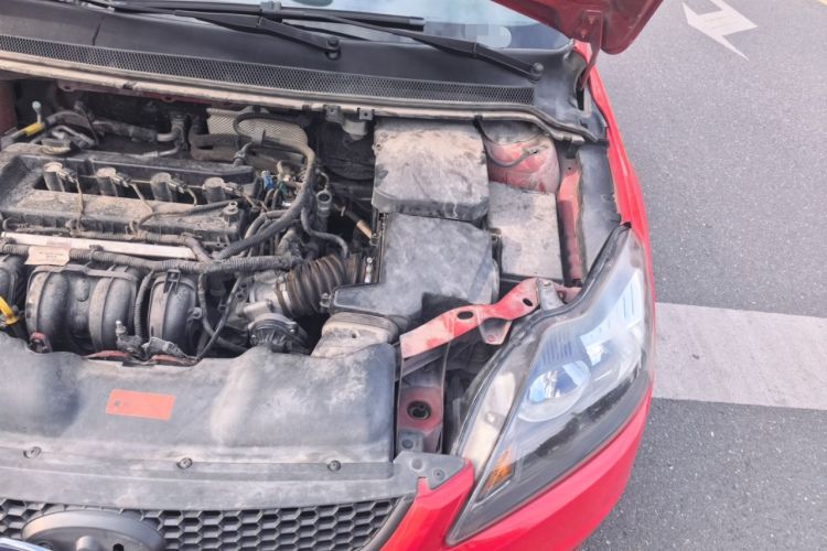 Used Ford Focus 2013 Hatchback Classic 1.8L Automatic Base Model Engine Bay Left