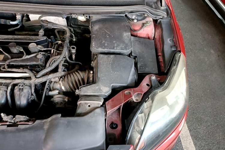 Used Ford Focus 2013 Hatchback Classic 1.8L Automatic Base Model Engine Bay Left
